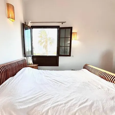 Sonrisa - Family & Surf Escape & Private Pool *