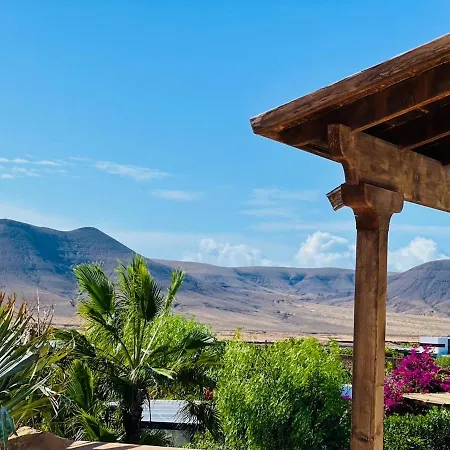 Sonrisa - Family & Surf Escape & Private Pool Villa La Oliva