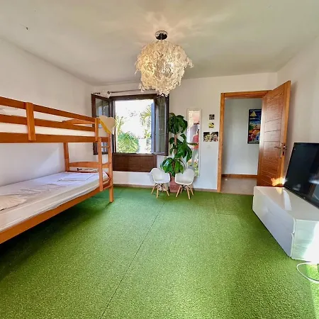 Villa Sonrisa - Family & Surf Escape & Private Pool